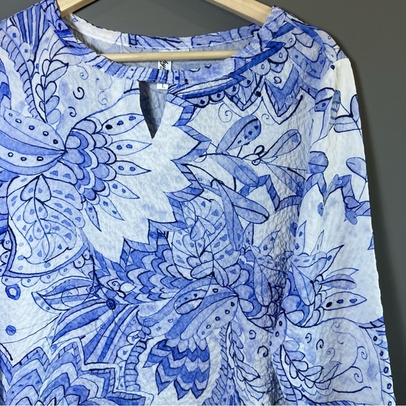 Ethyl Blue and White Floral Shift Dress Size Large - Picture 2 of 10